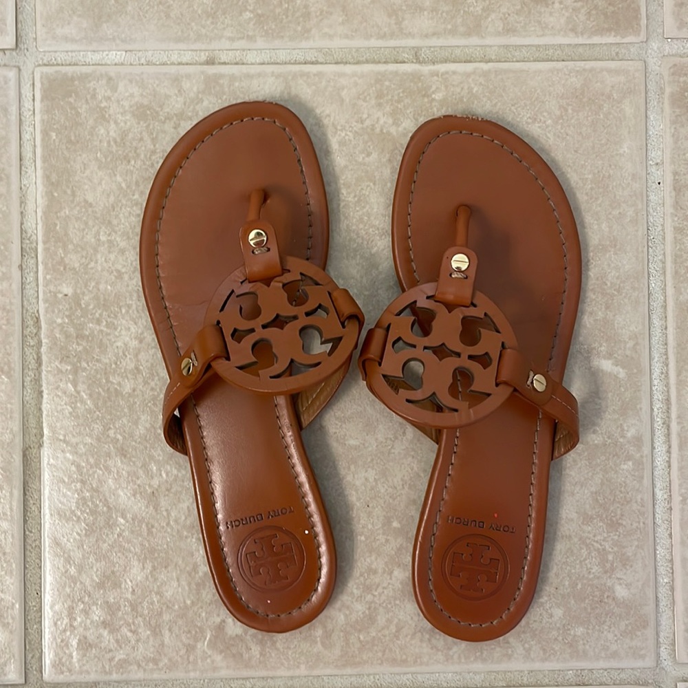 tory burch sandals
